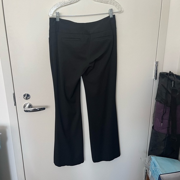 Black Express Suit, size 0, Editor pants and matching jacket - Picture 5 of 8